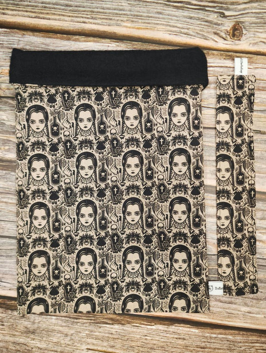 Pochette à livre - Mercredi Addams