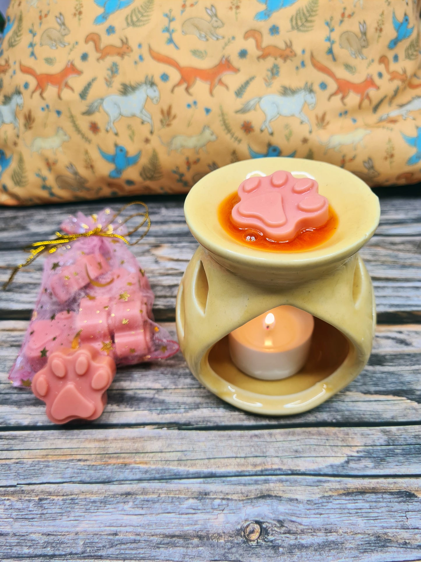Petit fondant parfumé en forme de patoune. Parfum caramel beurre salé. Parfum de grâce 